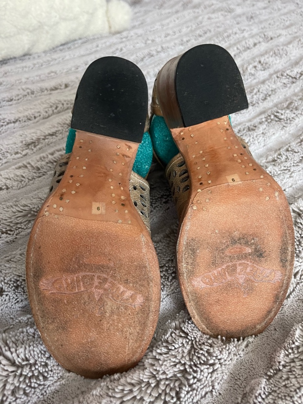 Freebird by Steven Hawk sandals in taupe - Picture 6 of 11